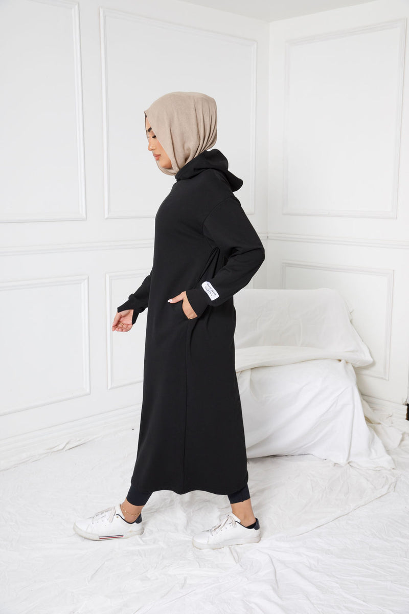 HOODED ROVER SPORTS DRESS | BLACK