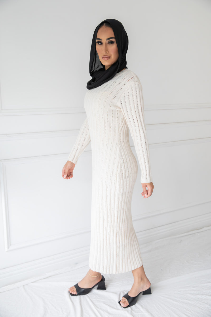 GEM KNIT DRESS | OFF WHITE