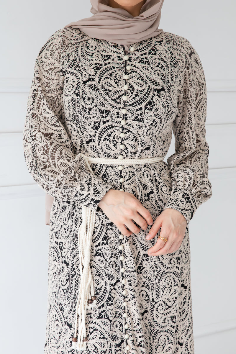 Yvette Lace Dress | Beige